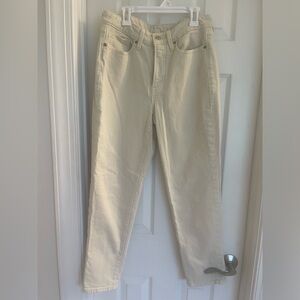 OLD NAVY OG Hig Waisted Straight ankle Jean- off white. Size 6.
